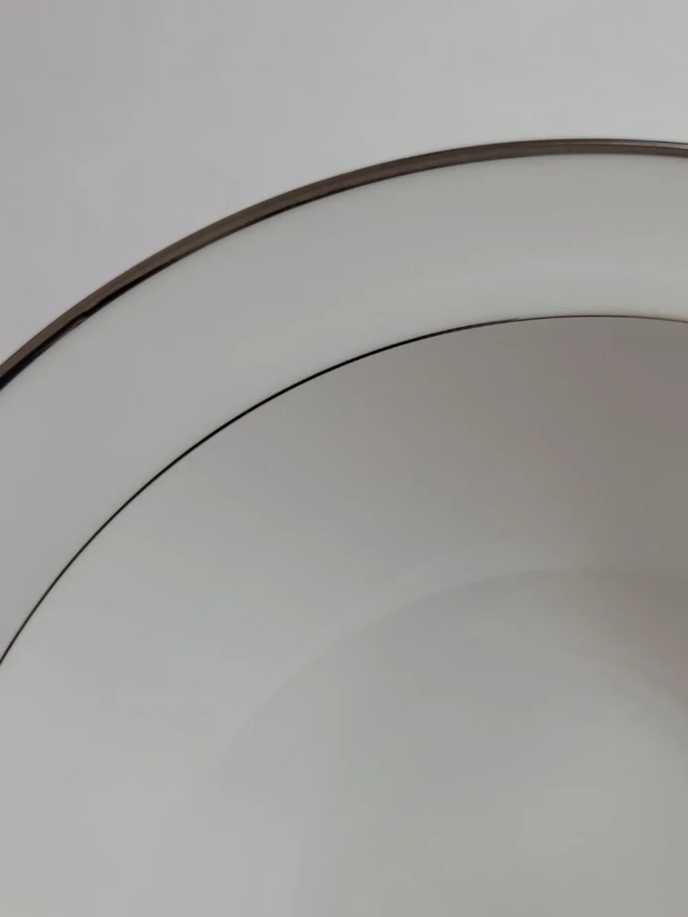 Style House Fine China Wedding Band Serving Bowl White Platinum Ring & Trim